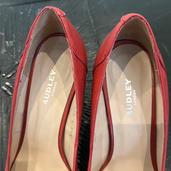 AUDLEY Red Leather Round Toe Crazy Ass Block Heels - Picture 4 of 8
